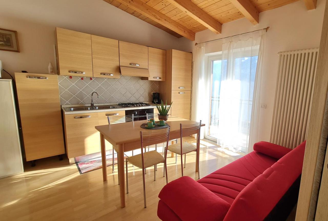 Casa Elka Residence Lake View And Pool By Garda Domus Mea Pieve  Exteriör bild